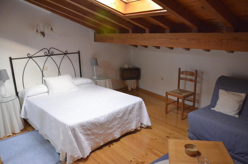 Casa de la Parra Villa Mogarraz Habitación foto